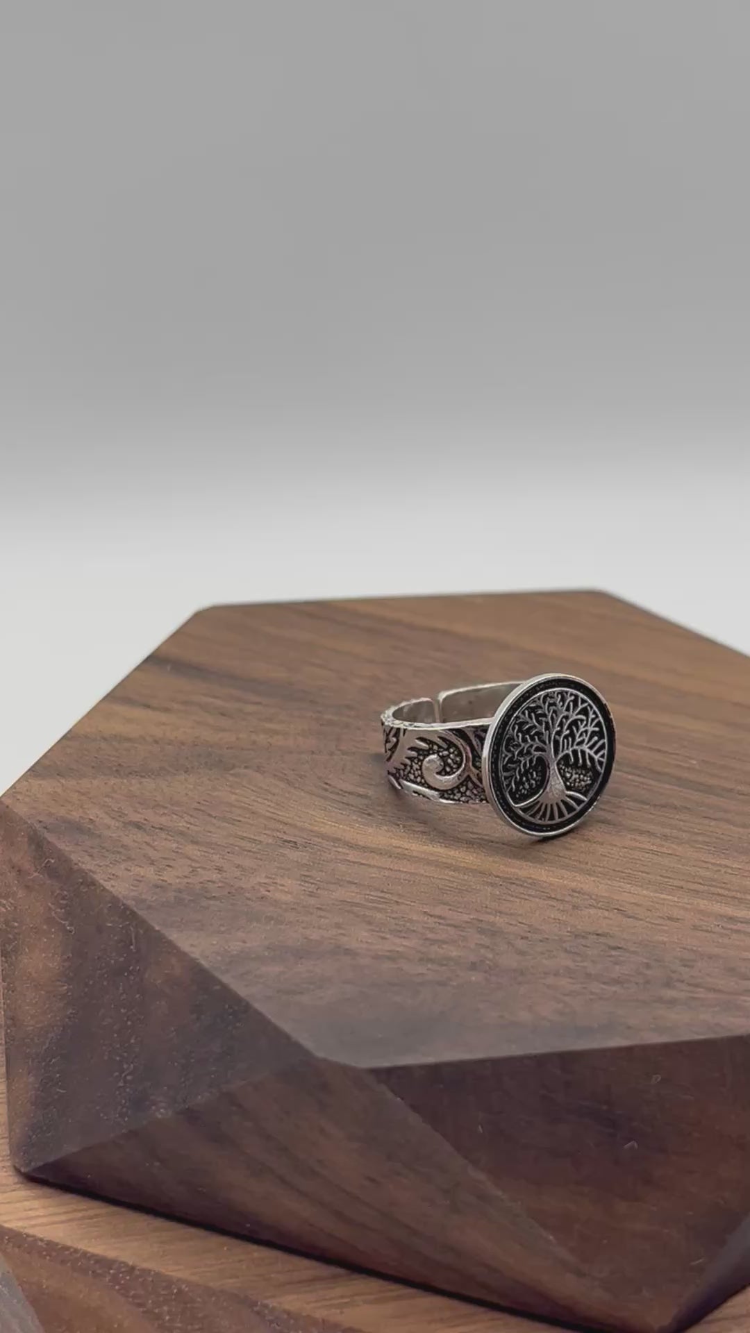 Tree of Life Women’s Ring
